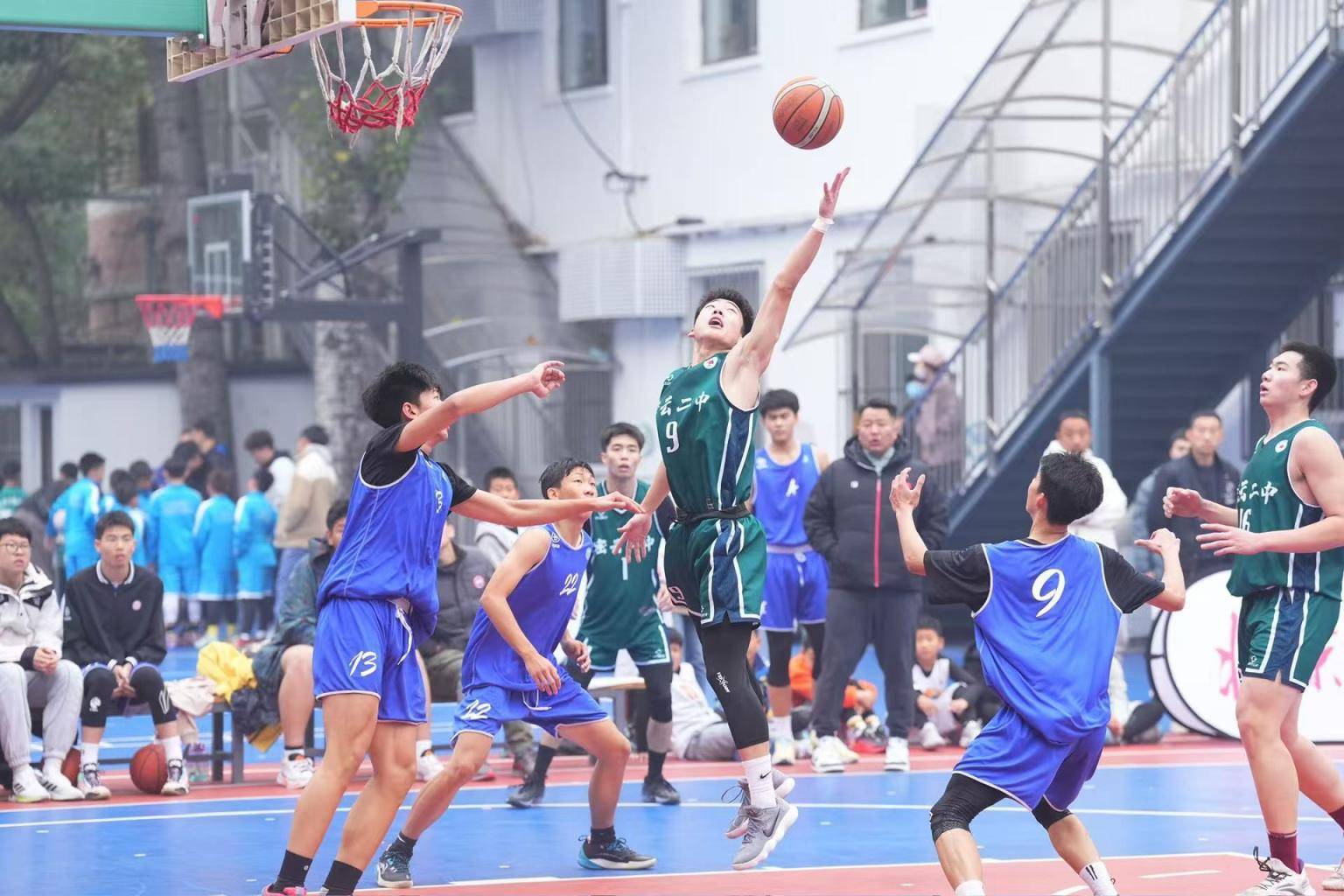 世俱杯时间-体育赛事激情满载,选手们为梦想而不懈拼搏