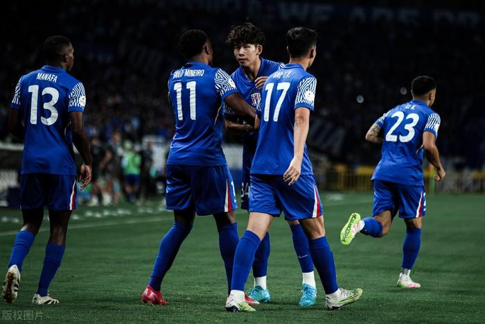 申花客场迎战亚泰，近期状态引发疑虑的简单介绍