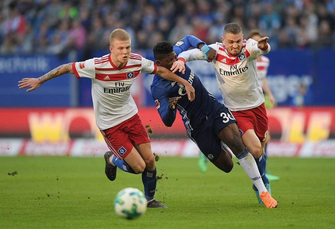 世俱杯改制-汉堡队展开封闭训练备战下轮比赛