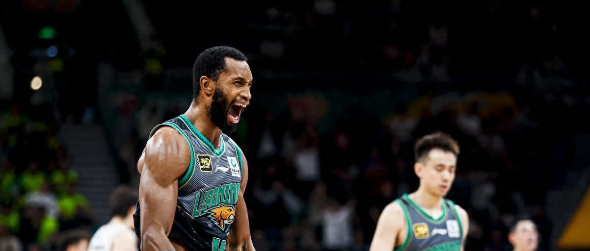 牙买加篮球选手在锦标赛中崭露头角