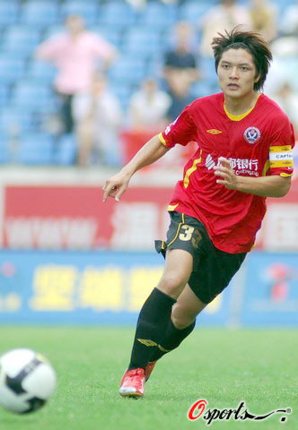 谢菲联防守稳固，取得关键胜利