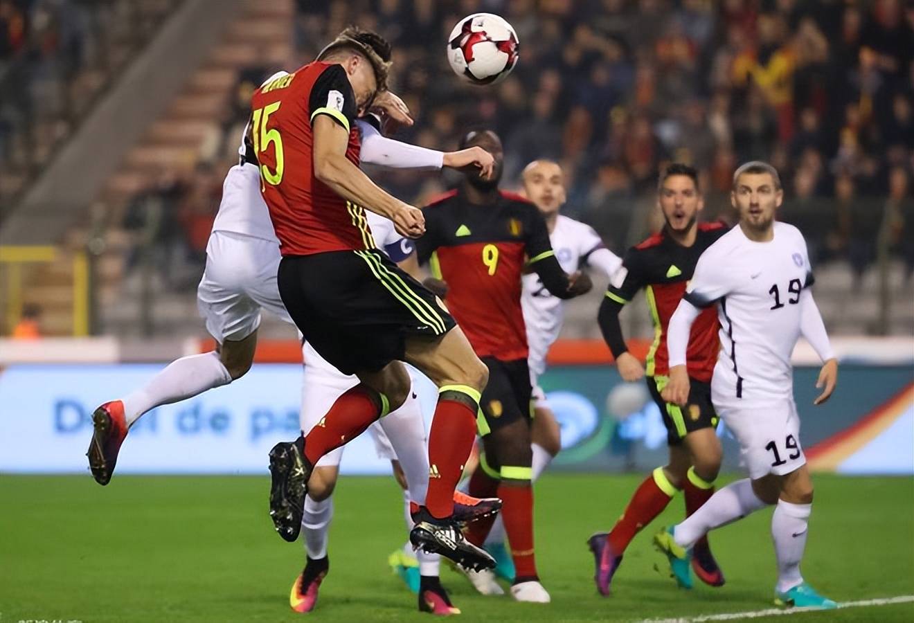 世俱杯时间-包含克罗地亚国家队小胜罗马尼亚,晋级欧预赛的词条