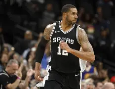 阿尔德里奇齐连砍+考辛斯倖存下一阶段 阿尔德里奇齐连砍+考辛斯倖存下一阶段