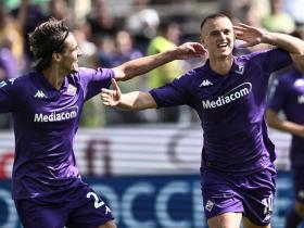 世俱杯参赛资格-热那亚赛后庆祝派对,球员展现团结力量