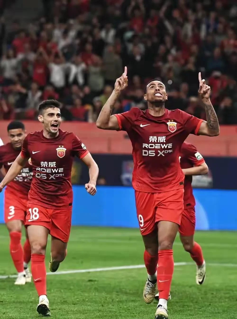 世俱杯赛程-亚特兰大中场球员因伤休战，对球队构成影响