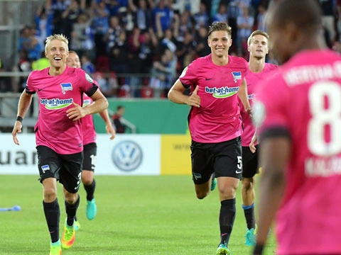 世俱杯改制-柏林赫塔客场逼平云达不莱梅,争取保级利好