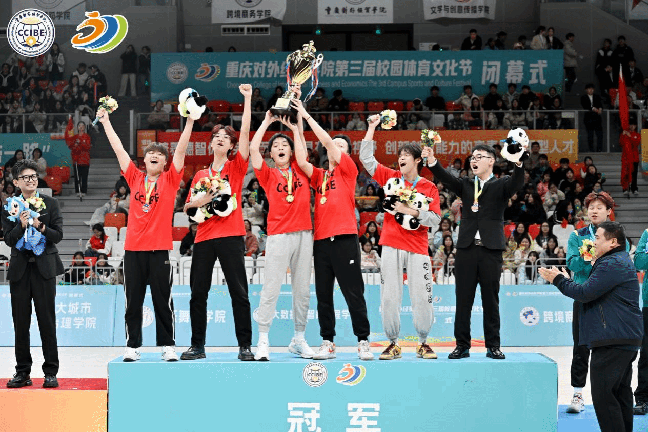 世俱杯分组-奋起直追争冠军，足球盛事点燃激情风暴