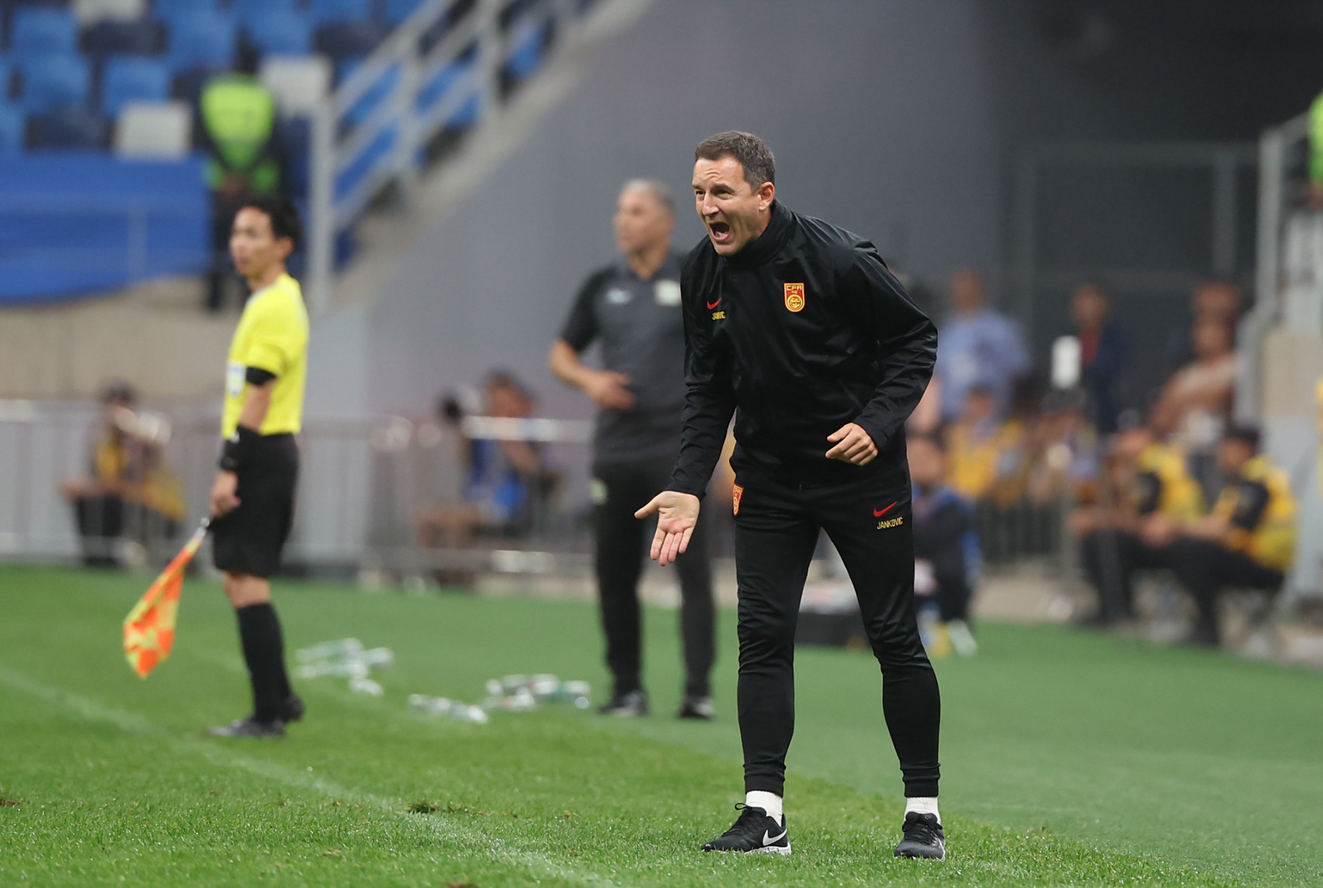 世俱杯直播-人队踏足二连胜行列，球迷激情庆祝的简单介绍