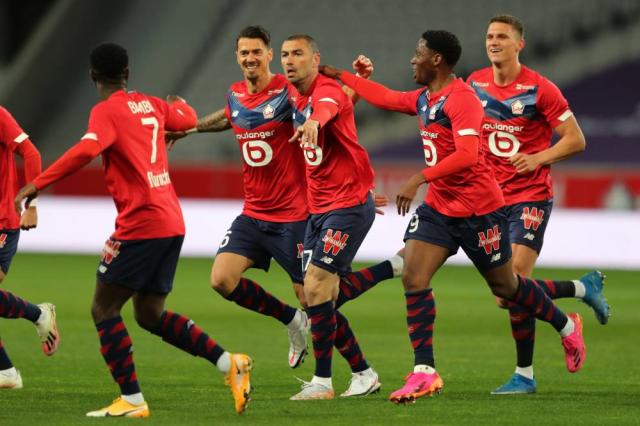 里尔队大胜成为法国联赛领头羊 里尔队大胜成为法国联赛领头羊