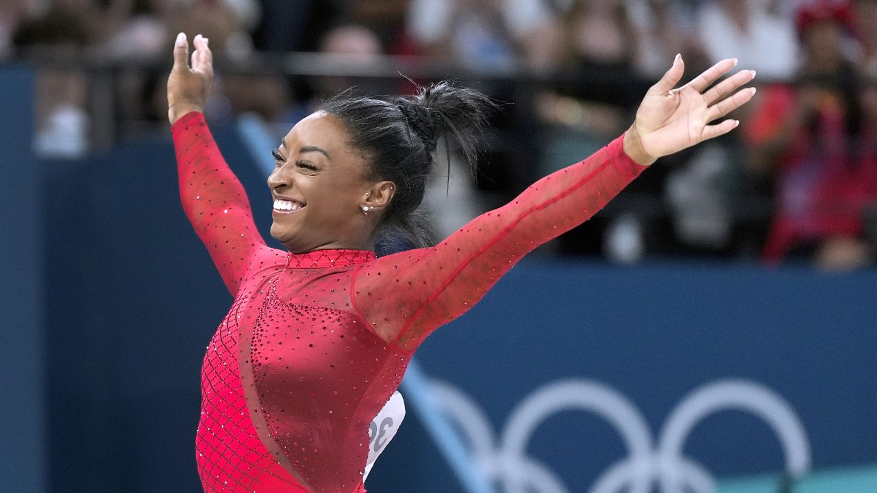 世俱杯时间-阿联酋体操选手精湛技艺，获得金牌