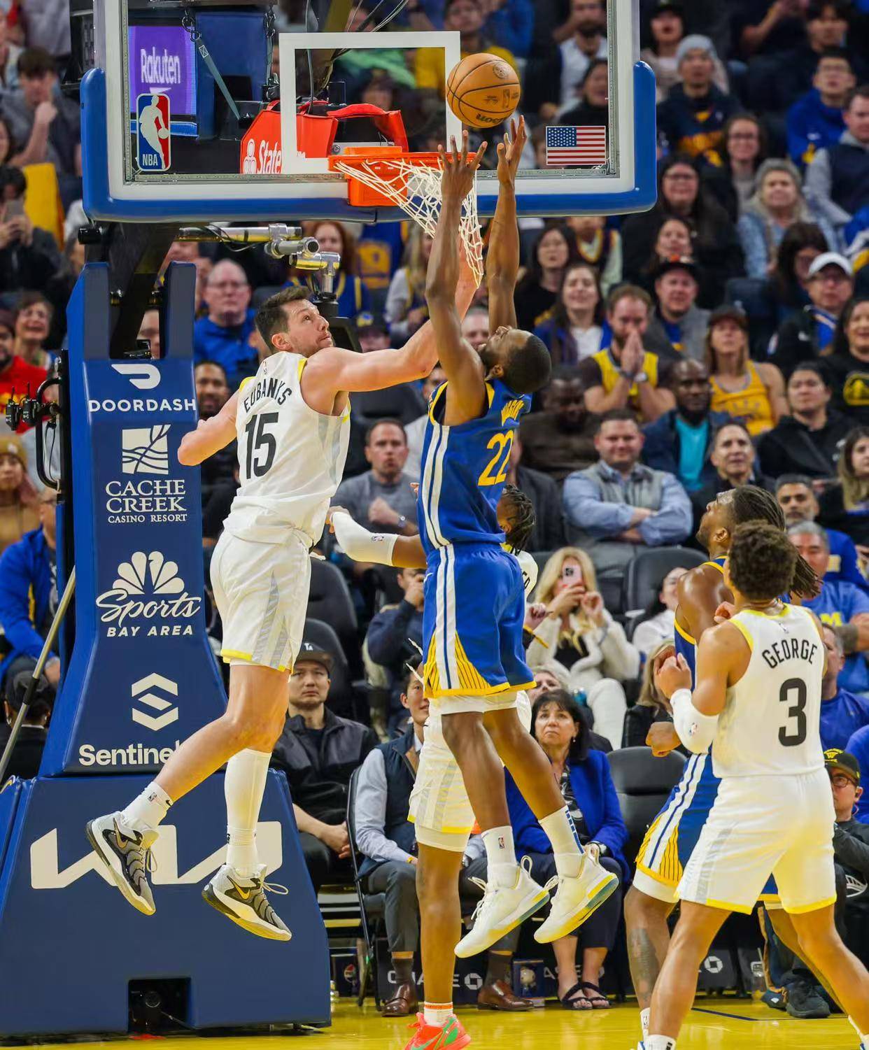 包含勇士遭爵士逆转,伊戈达拉表现抢眼的词条 包含勇士遭爵士逆转,伊戈达拉表现抢眼的词条