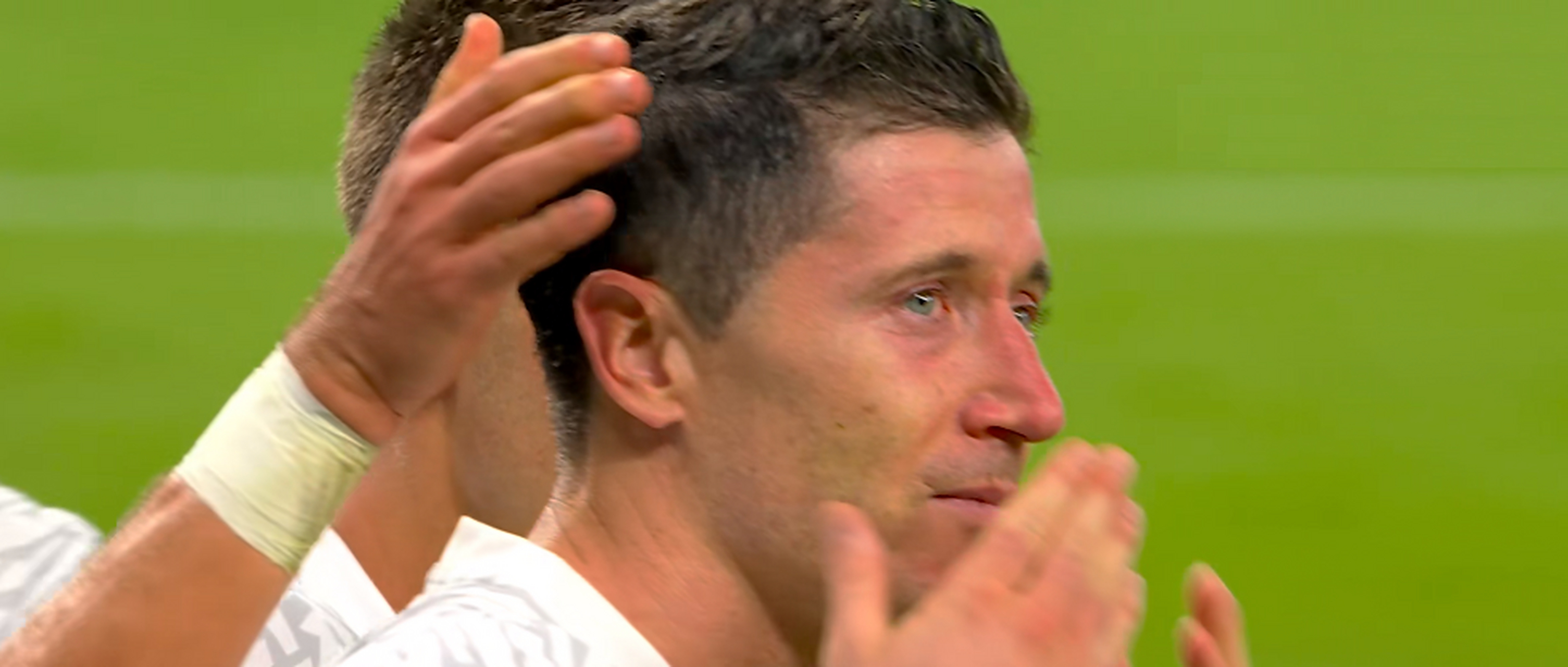 波兰争议球星锋芒毕露揽获胜场的简单介绍