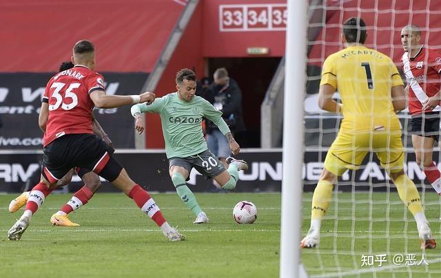 世俱杯-美洲足球传奇杯赛:胜负在望,谁能笑到最后