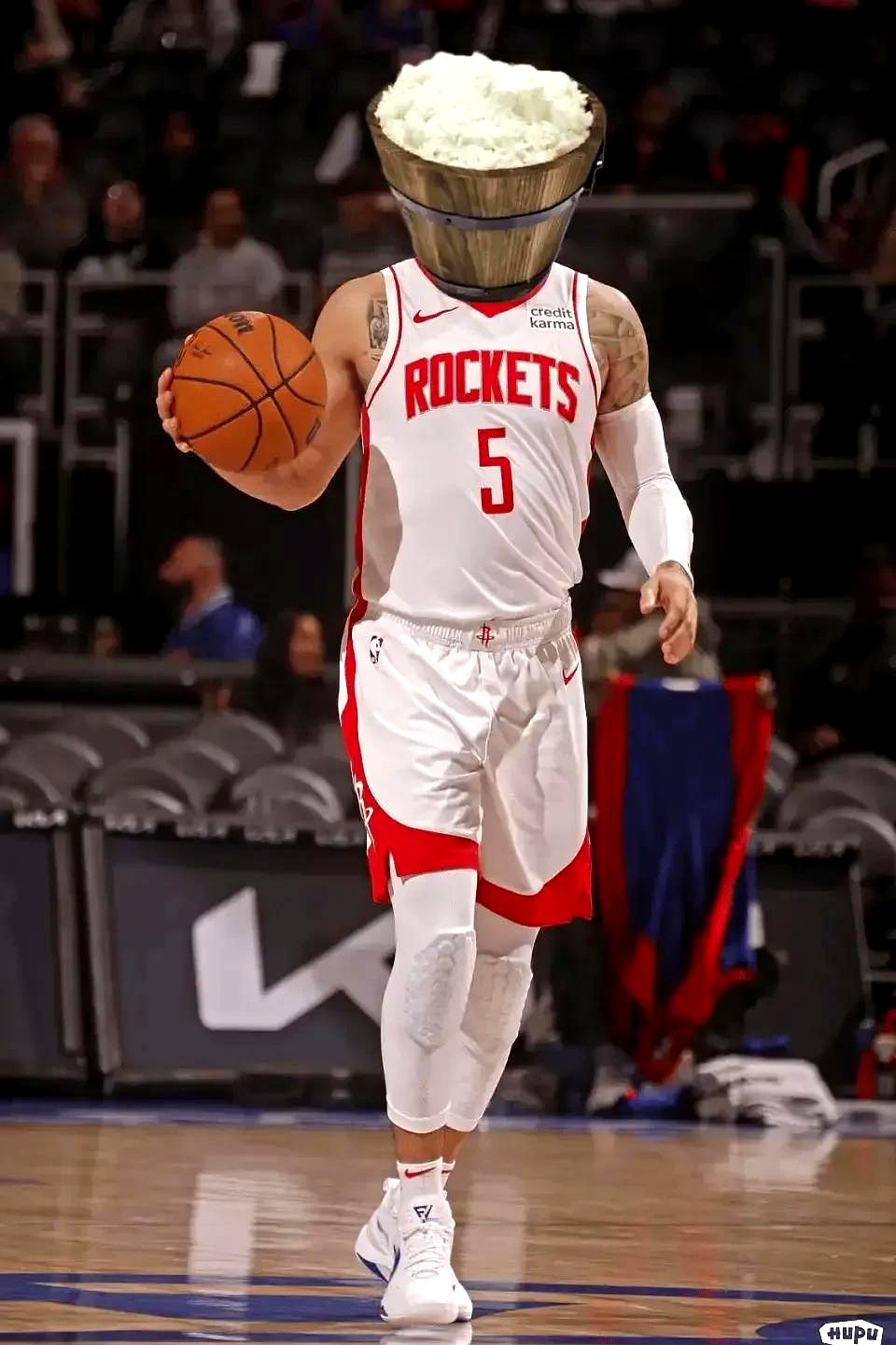 火箭主场大胜马刺卡佩拉表现出色