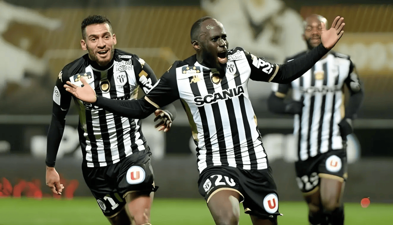 法甲联赛竞争日益白热，各队实力互视角