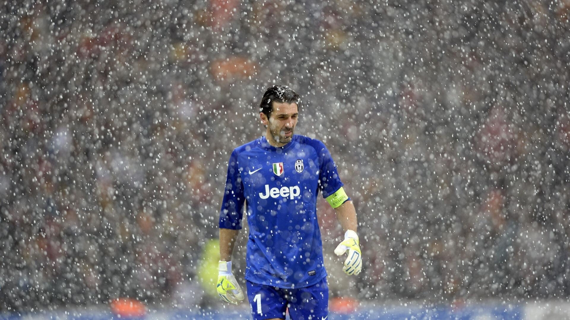 世俱杯赛程-米切尔绞肉机，当独行侠的利刃刺穿湖人的软肋