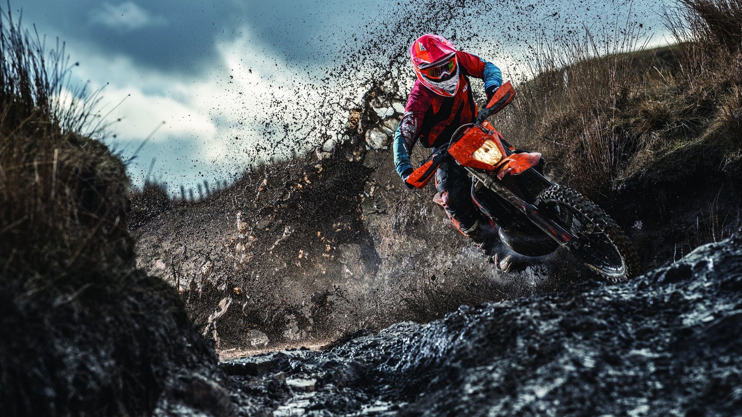 世俱杯-非洲雄鹰撕裂东瀛防线，无名英雄阿克第三节独砍15分定乾坤