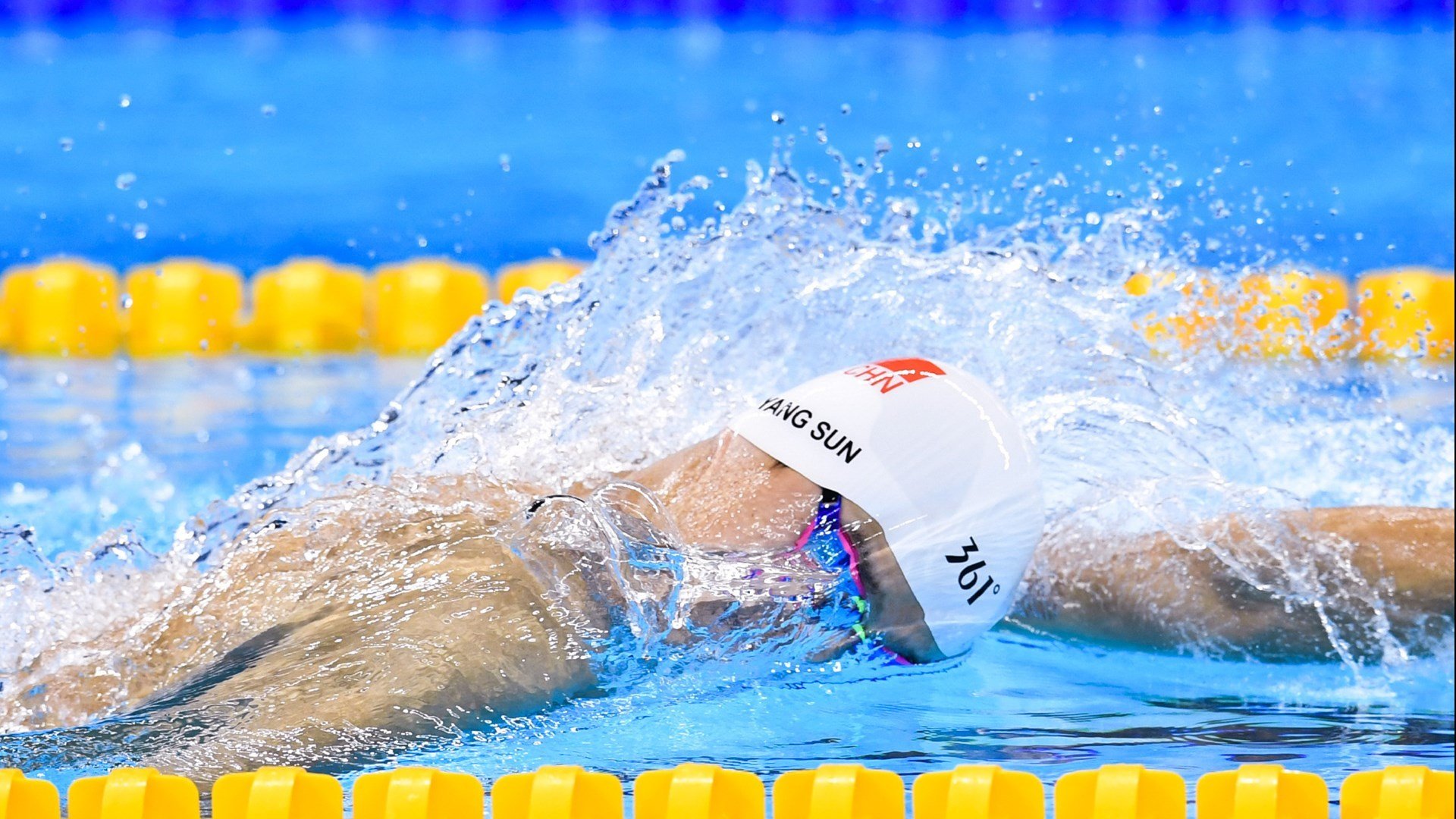 世俱杯直播-跨界之夜，蒂姆一记反手，击穿网球世界的次元壁